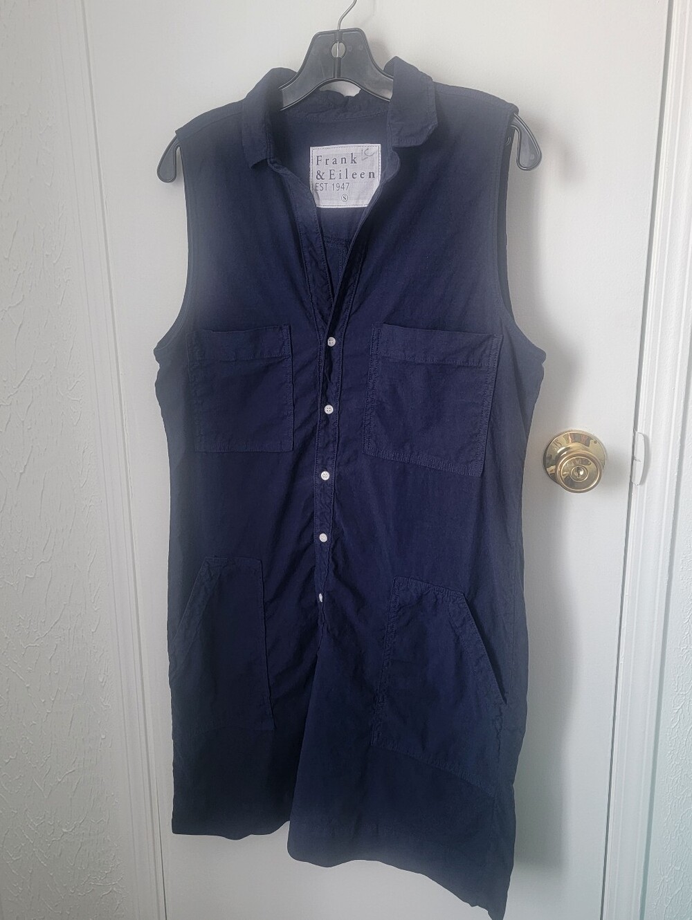 Frank & Eileen Rare Sleeveless Button-Front Southern Ireland Utility Dress,Small
